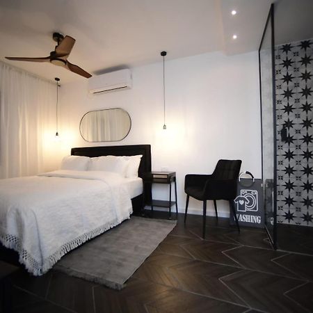 Z-32 Luxury Boutique Apartment Eilat Exteriör bild