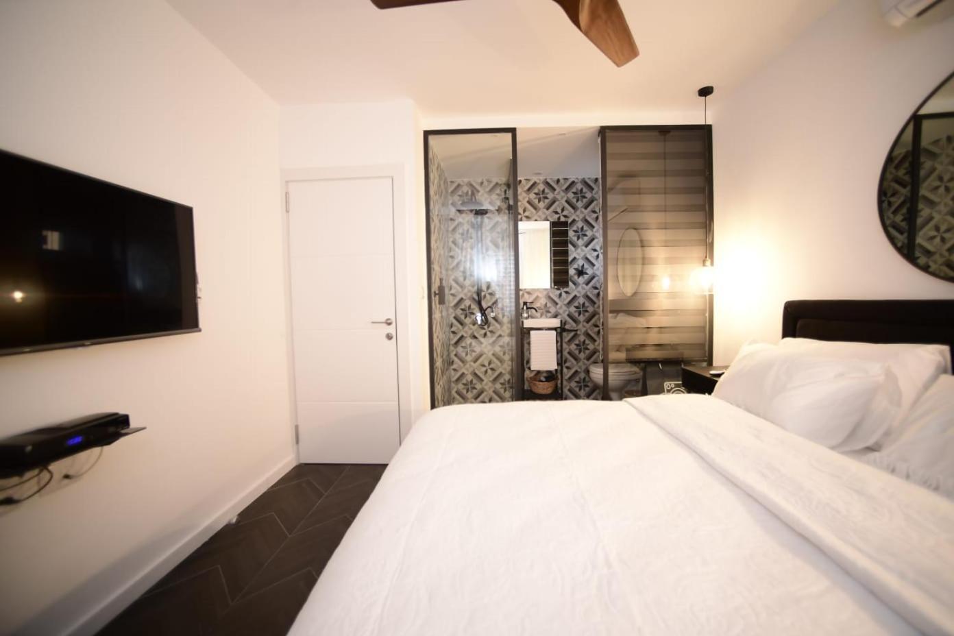 Z-32 Luxury Boutique Apartment Eilat Exteriör bild