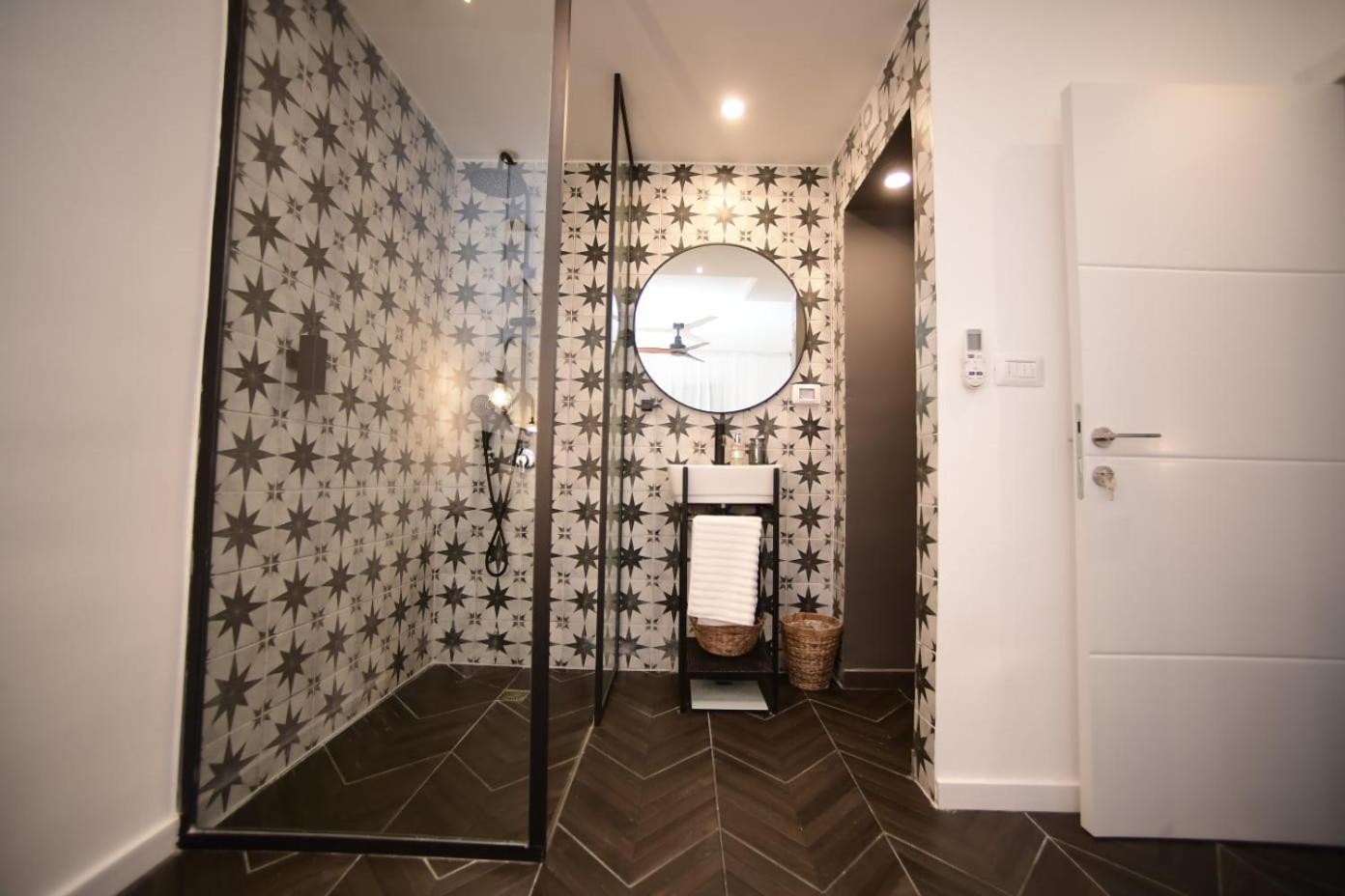 Z-32 Luxury Boutique Apartment Eilat Exteriör bild